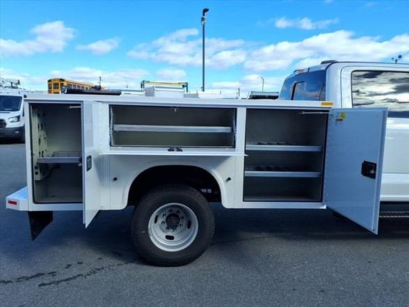 2026 Ford F350 image 6