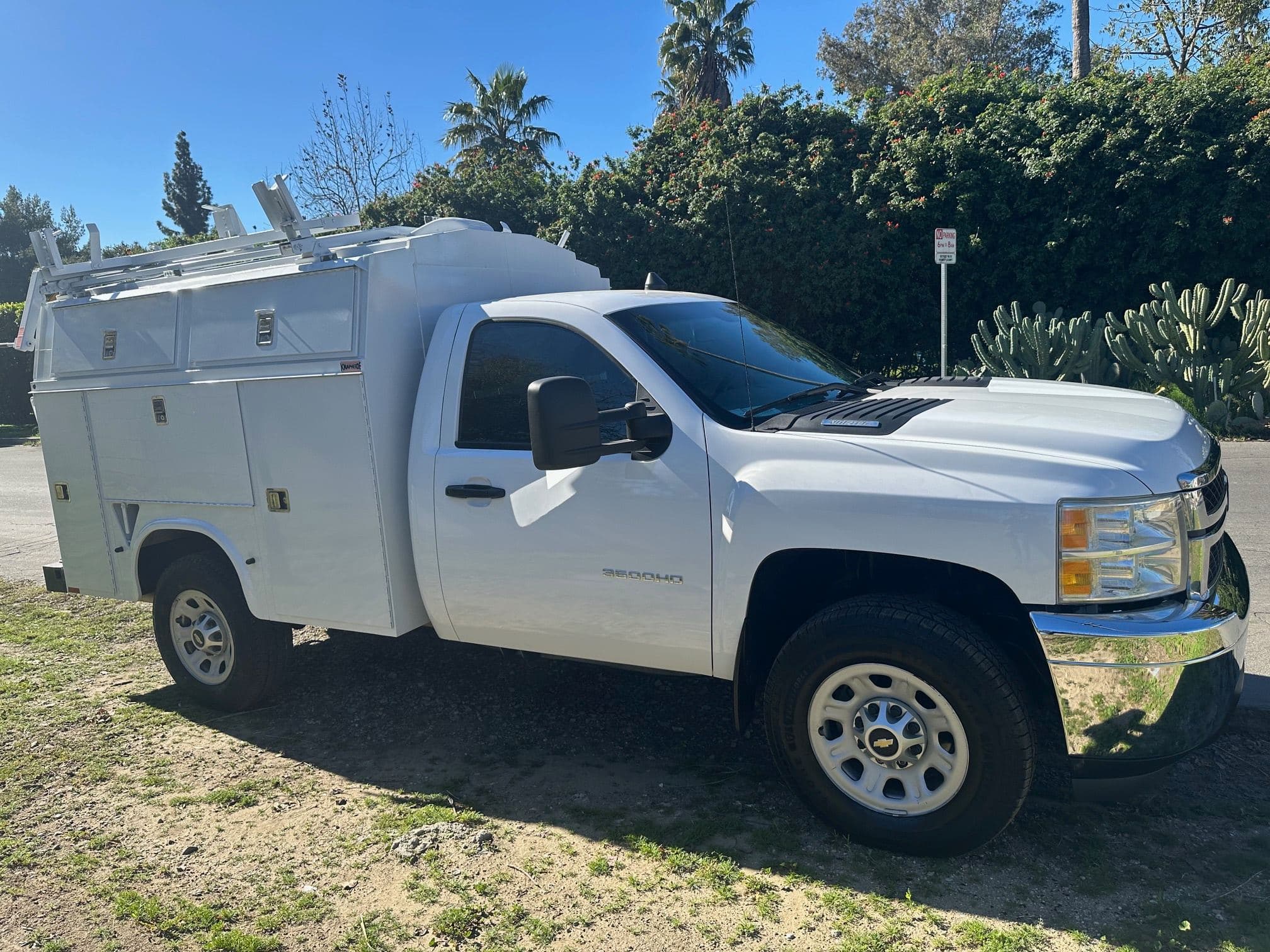 2012 CHEVROLET SILVERADO 3500 Service Body 13484 image 6