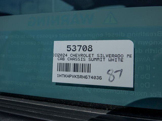 2024 Chevrolet Silverado 5500HD Work Truck 20'x96"x91" Box Truck image 22