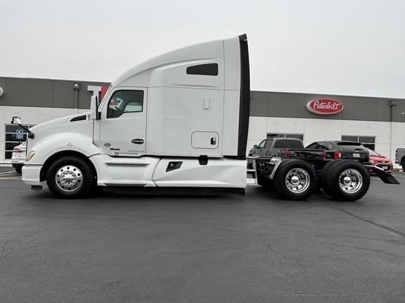2019 Kenworth T680 image 4