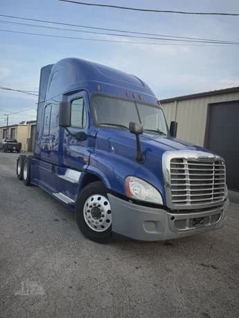 2018 Freightliner Cascadia image 9