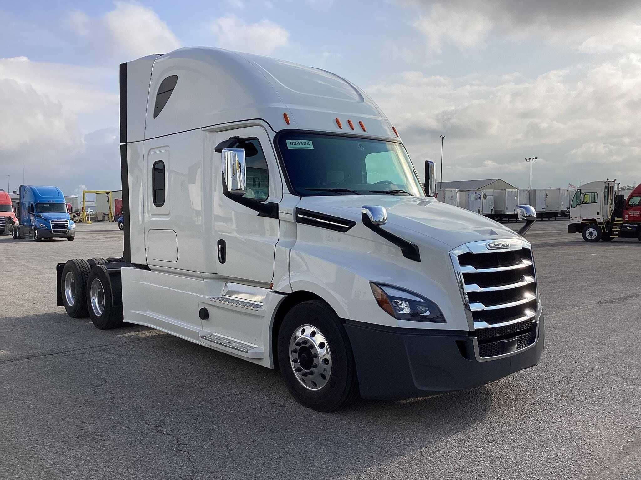 2020 Freightliner Cascadia image 3