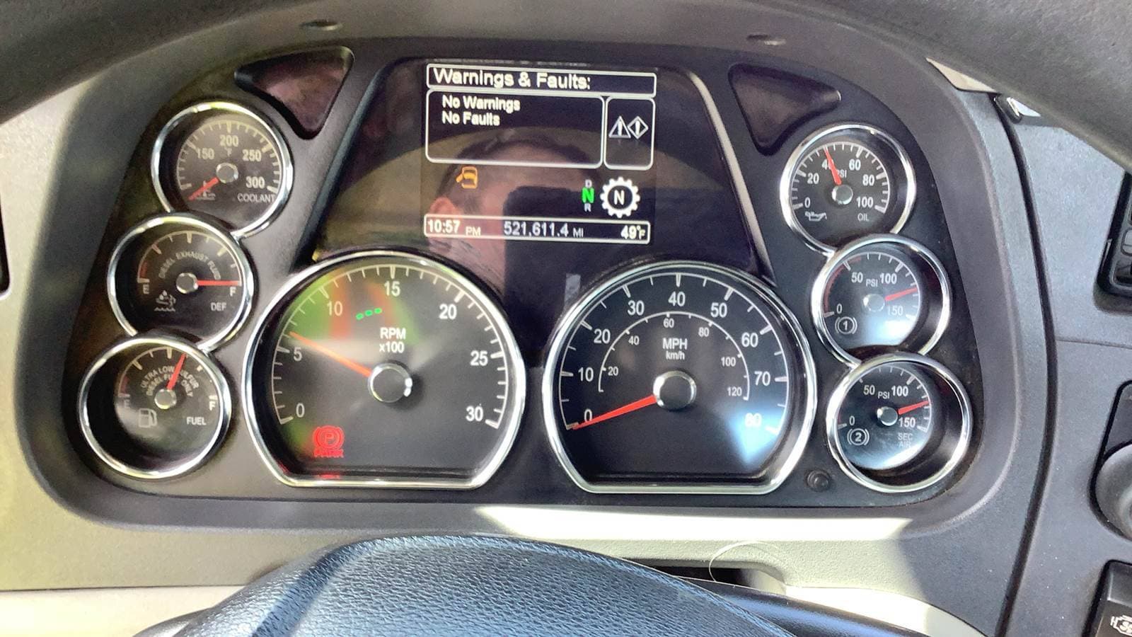 2021 Peterbilt 579 image 7