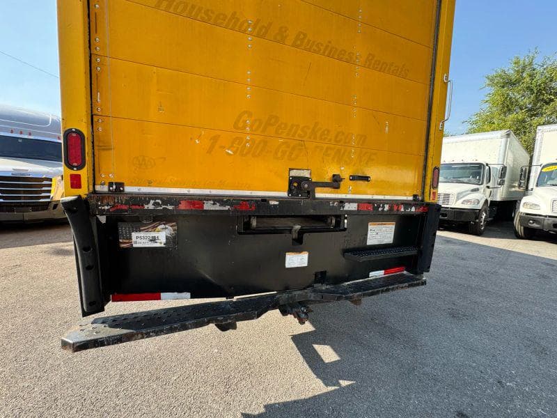 2020 International MV607 image 9