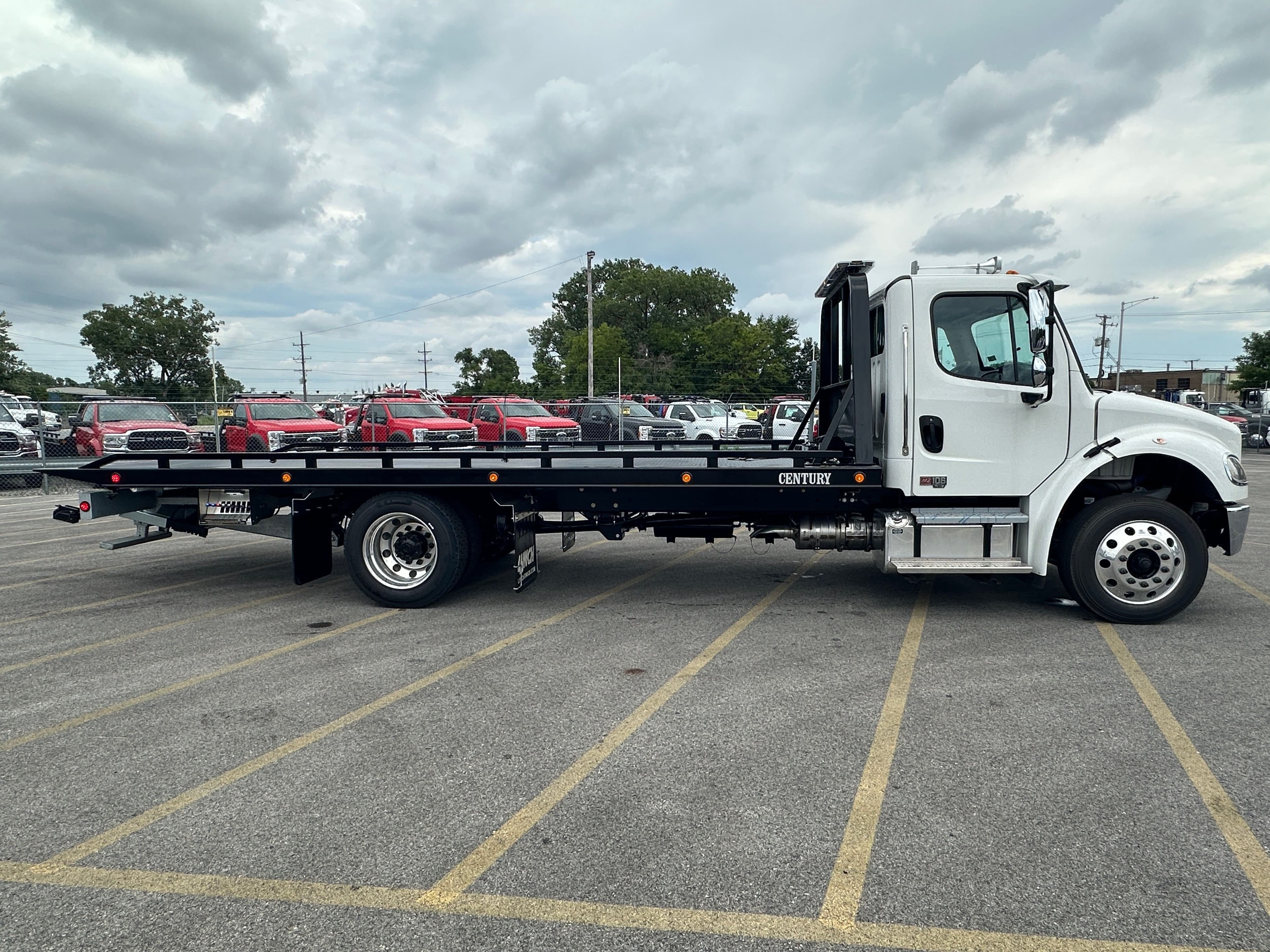 2025 Freightliner M2 106 Medium Duty WITH A CENTURY 21.5' STEEL CARRIER  (SK#: 6254C)  image 7