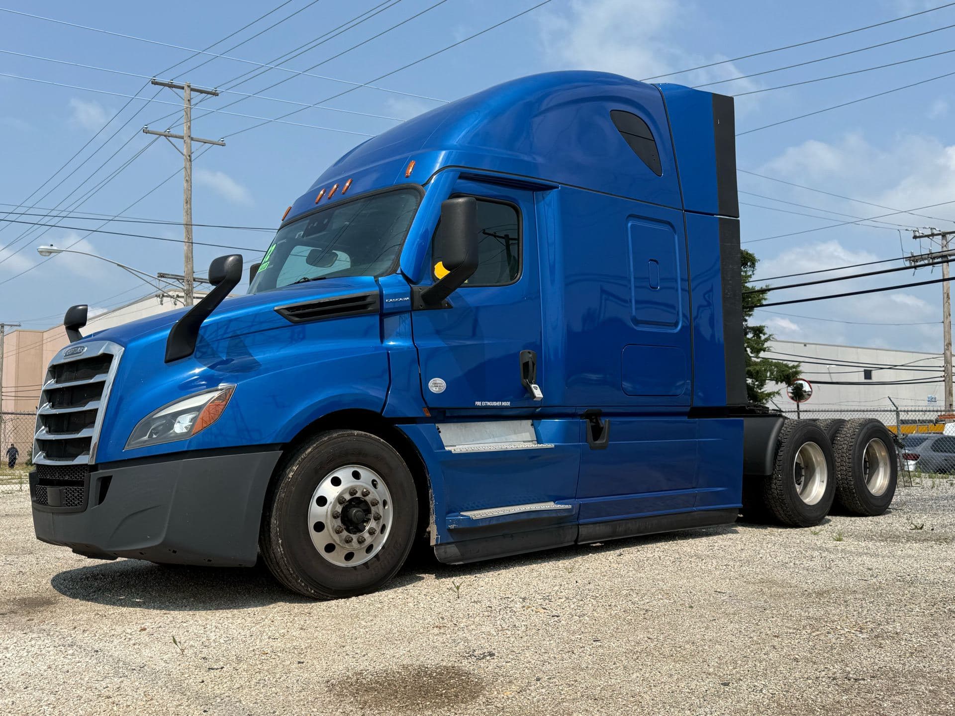 2022 Freightliner - 417k - 13k Hours - 455 HP image 4