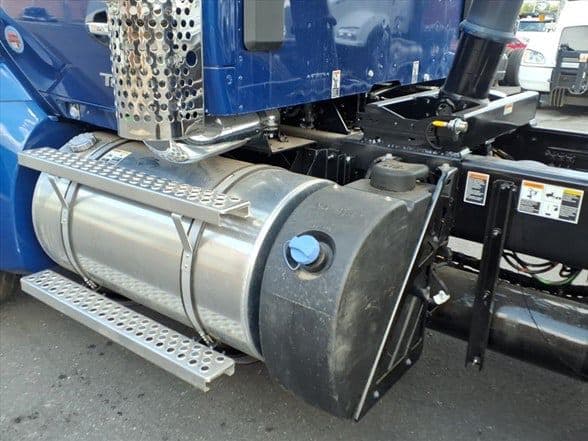 2026 Kenworth T880 image 8