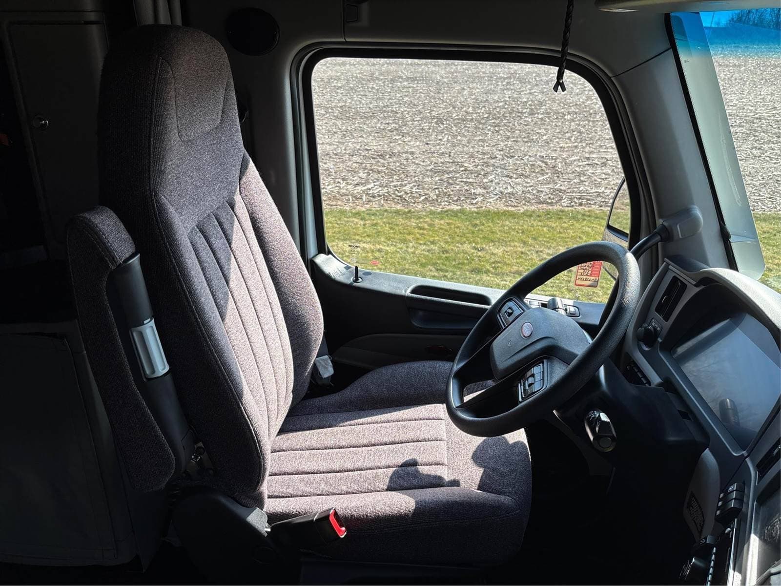2024 Peterbilt 579 image 11