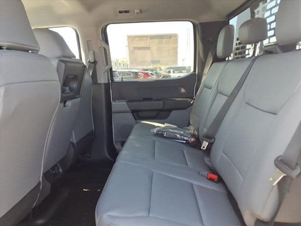 2026 Ford F350 SD XL image 7