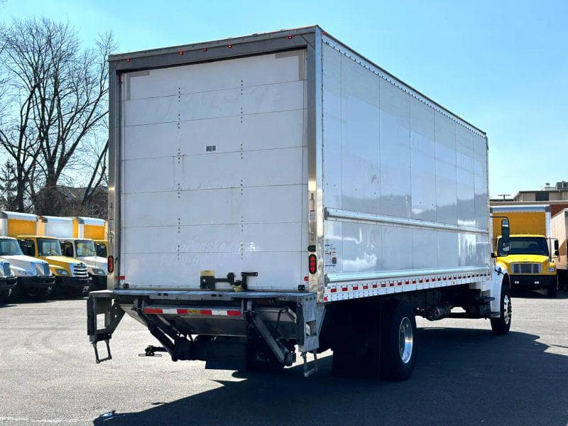 2019 Freightliner Cascadia 125 image 5