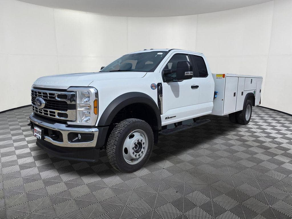 2026 Ford F-550SD XL Service Utility Body image 4