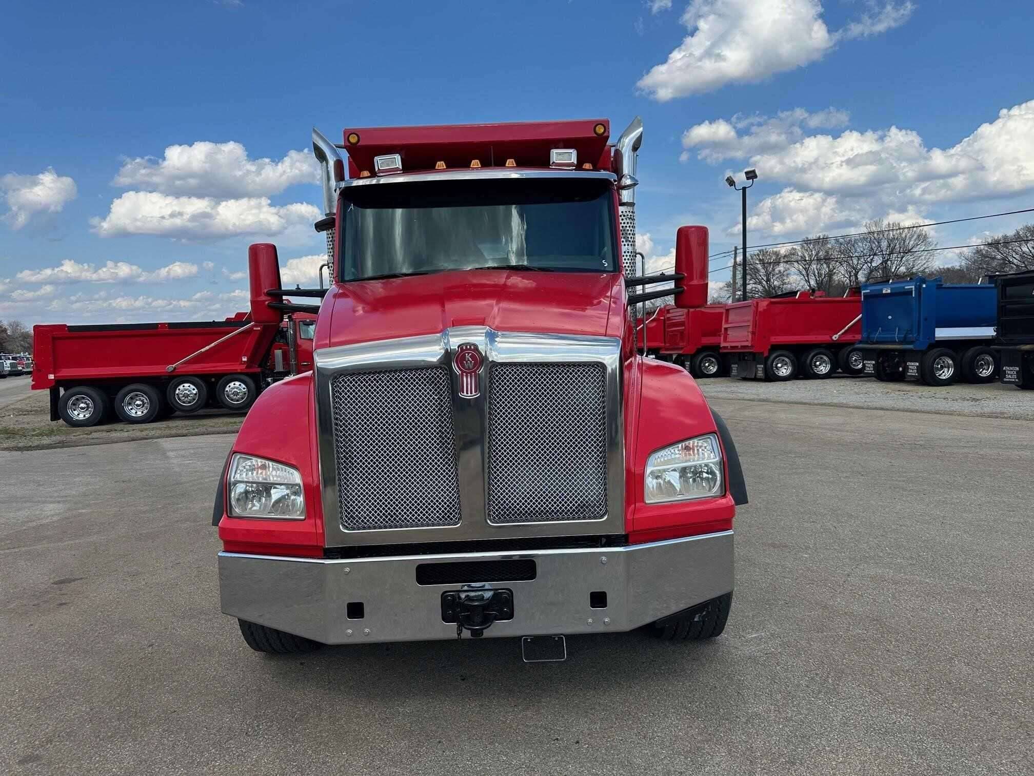 2017 Kenworth T880 image 7