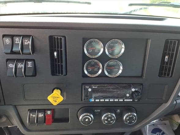 2025 Kenworth D5 image 18