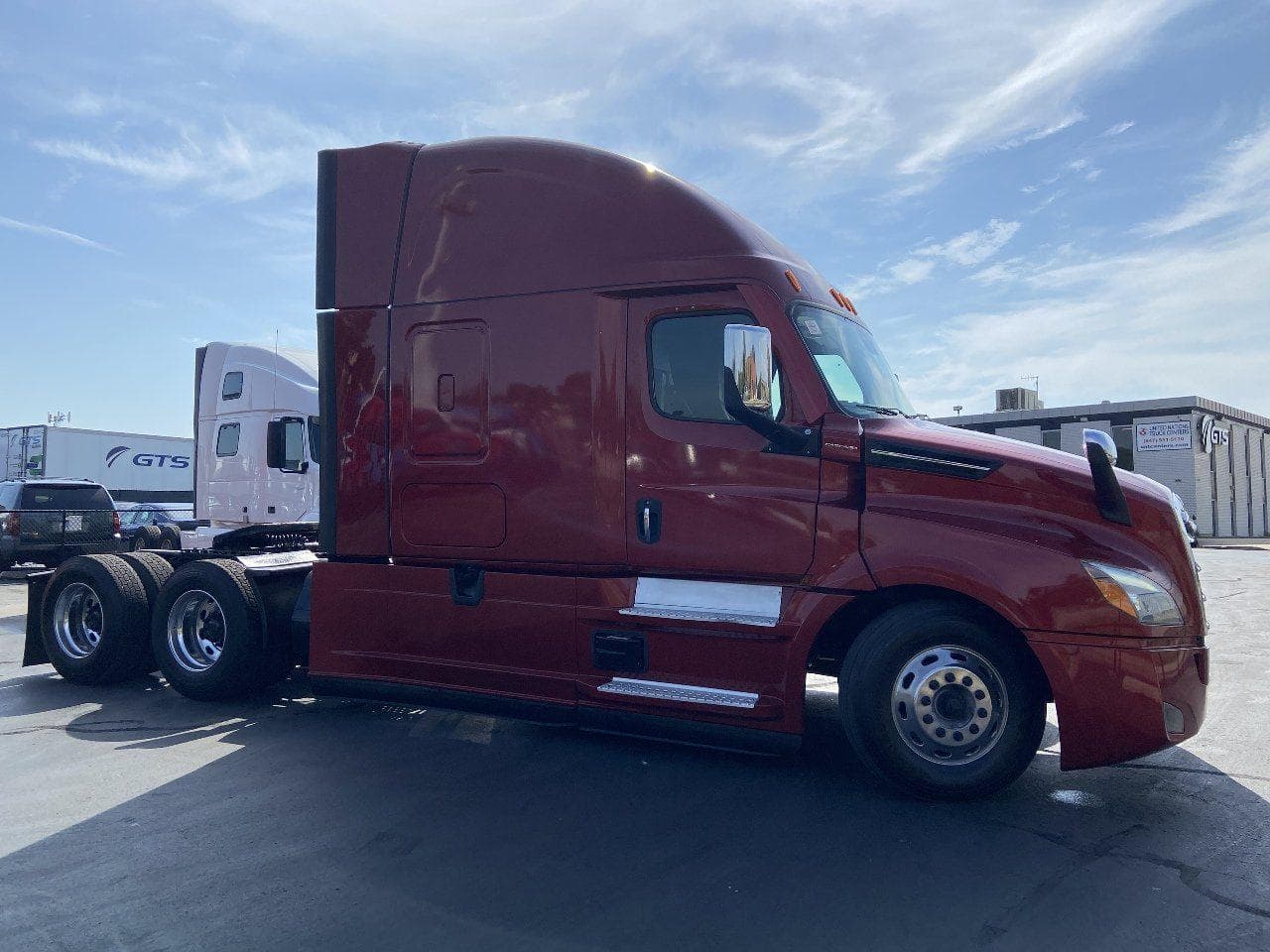 2020 FREIGHTLINER Cascadia CA126 Tandem Axle Sleeper image 3