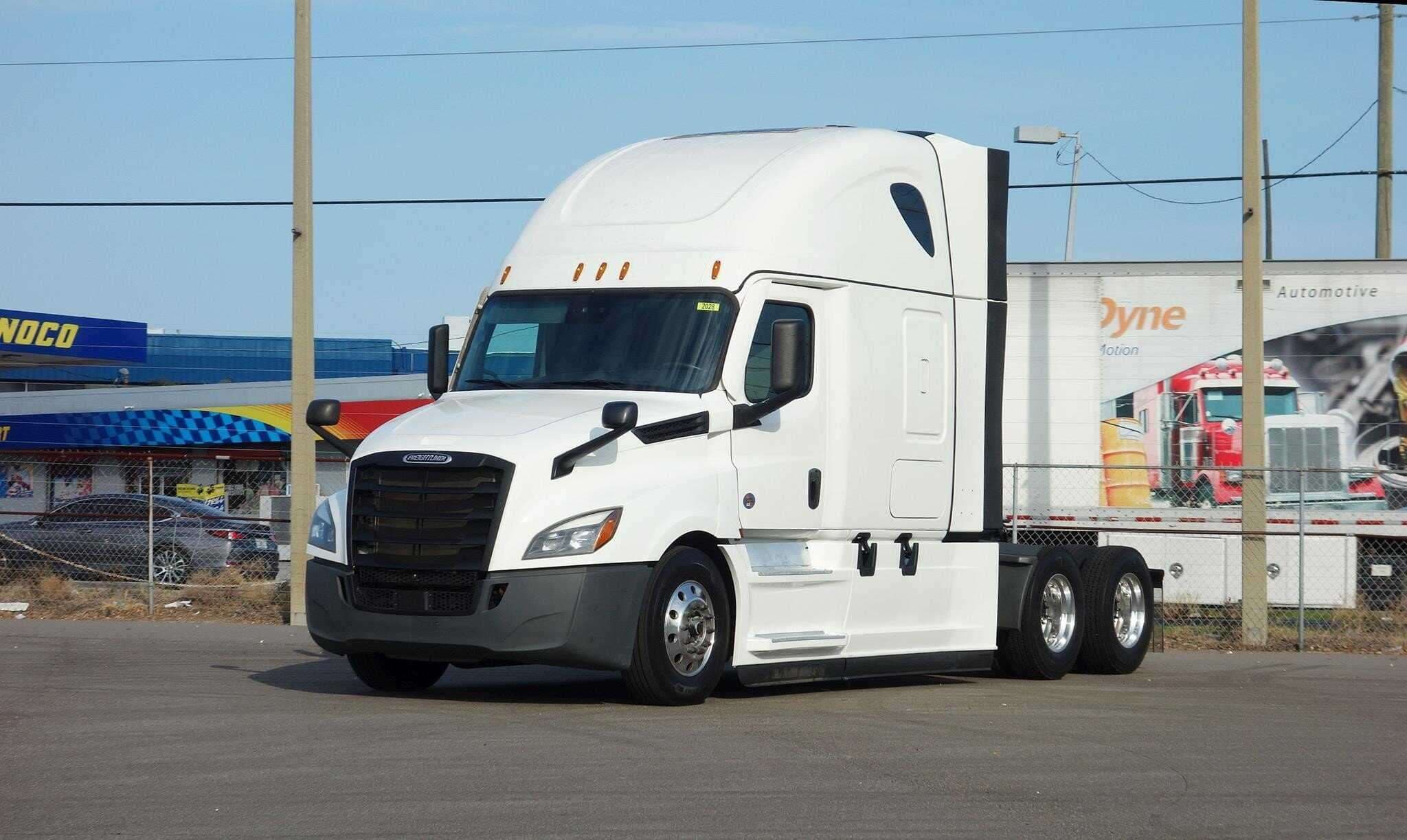 2022 Freightliner Cascadia 126 image 1