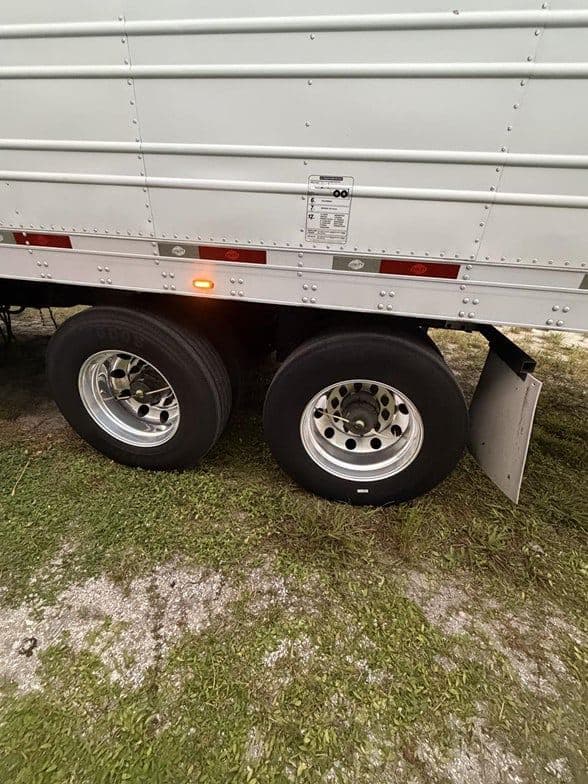 2018 Utility 3000R image 4