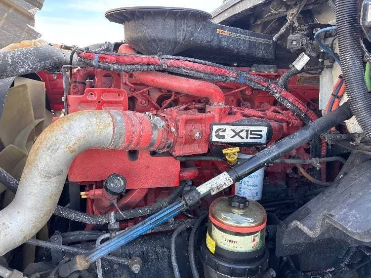 2023 International LT62F image 14
