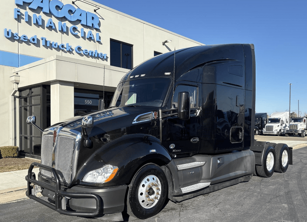 2021 Kenworth T680 image 2