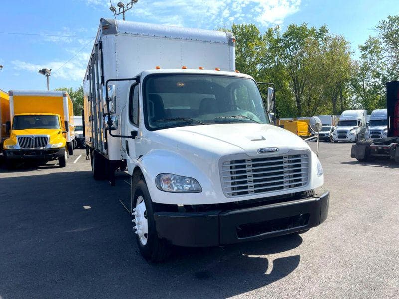 2018 Freightliner Cascadia 125 image 1
