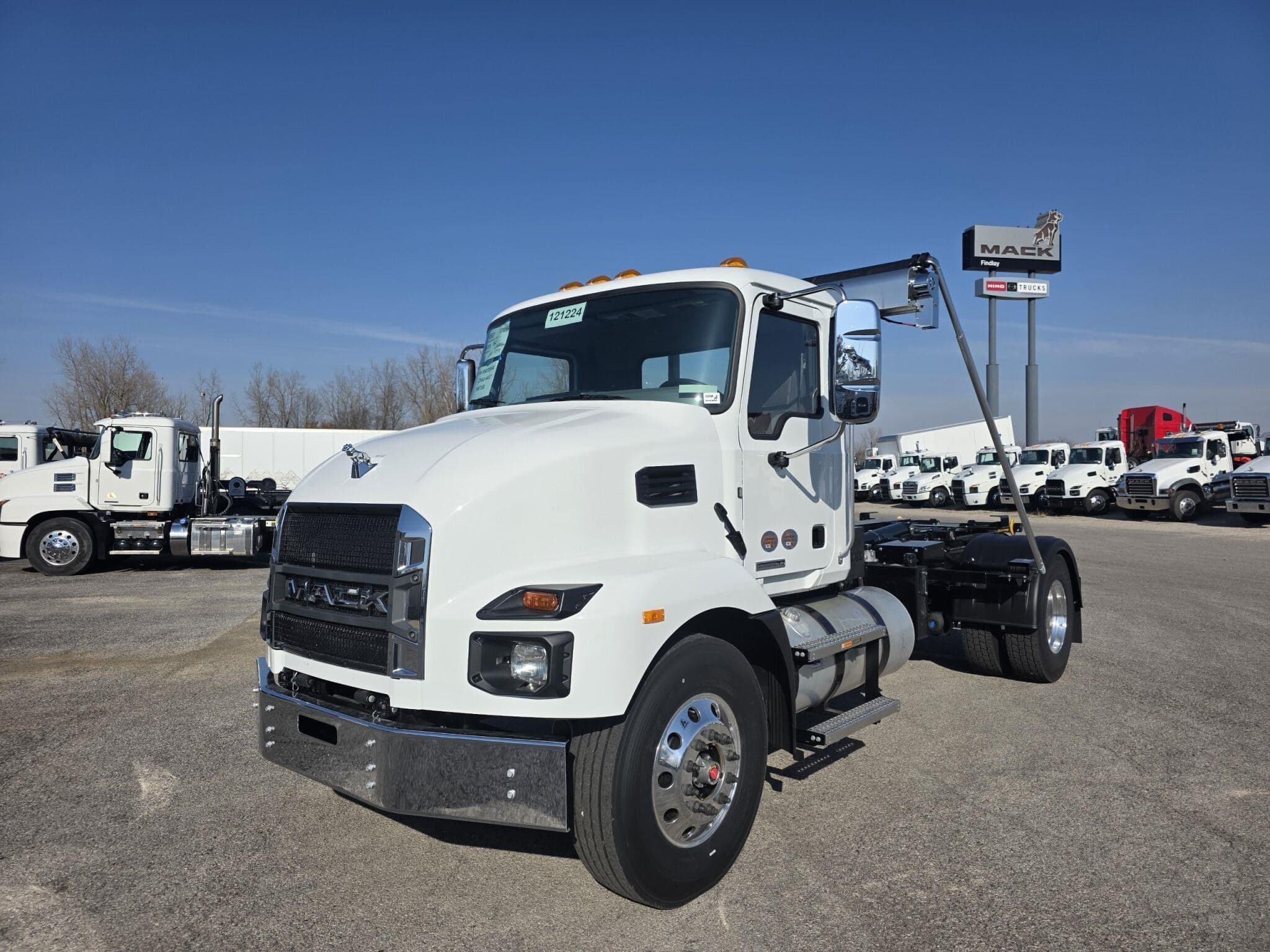 2026 MACK MD6 121224 image 1