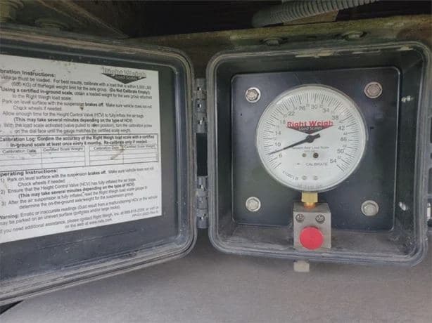 2012 UTILITY 48 ft x 102 in Combination image 8