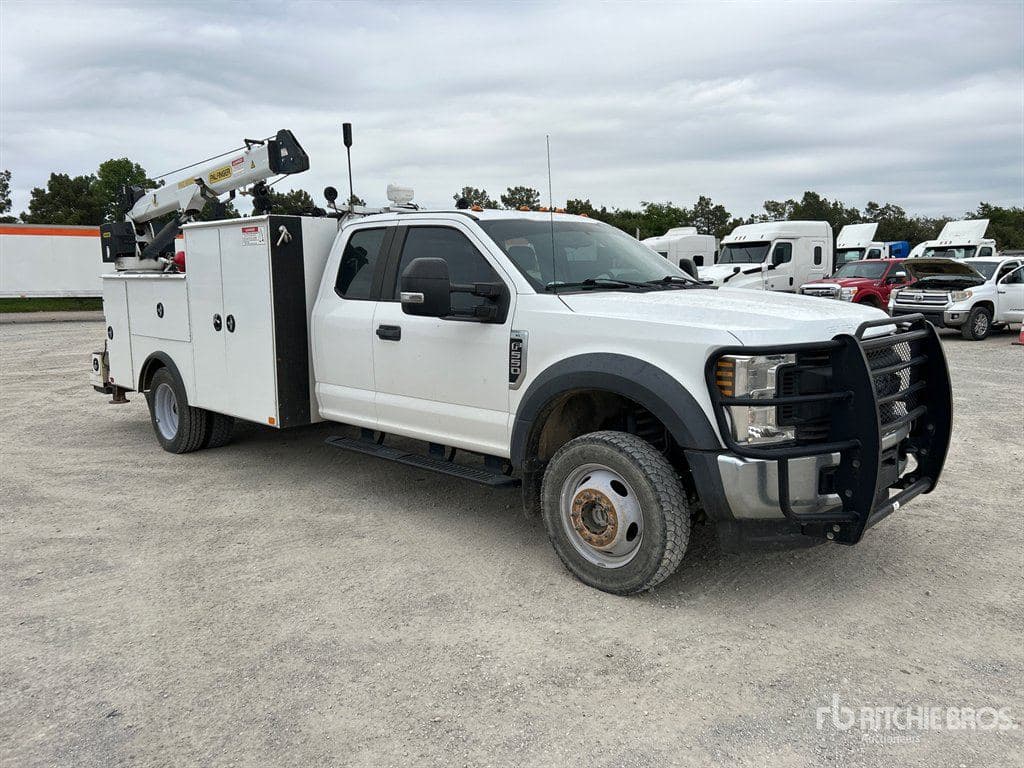 2018 Ford F550sd image 1