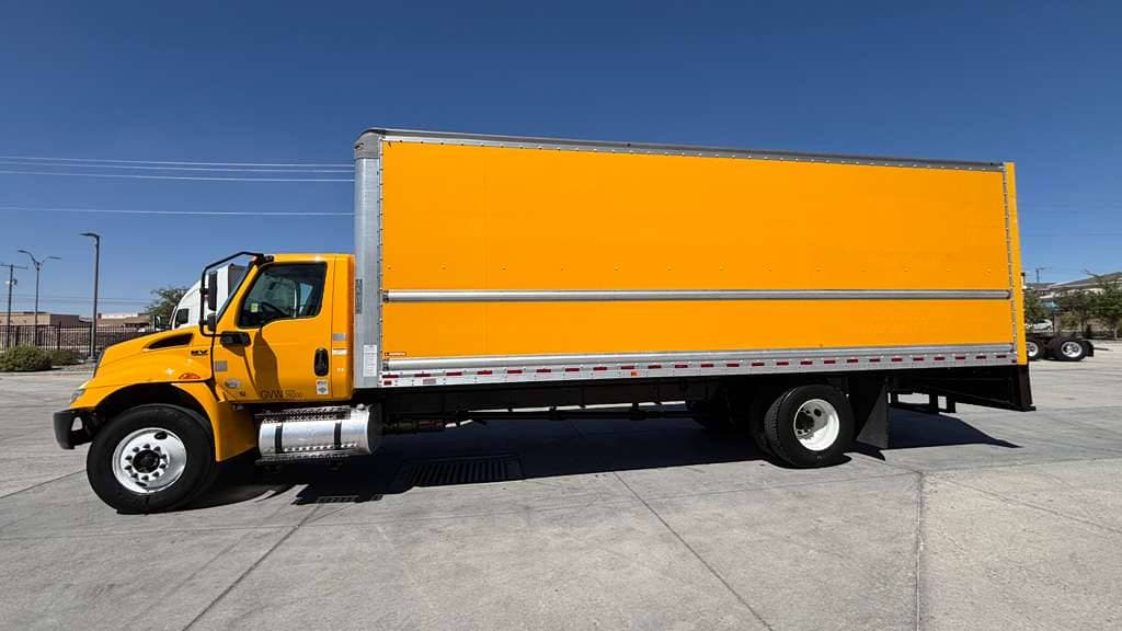 Used 2021 INTERNATIONAL MV607 image 18