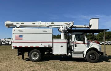 2016 Freightliner M2-106 image 7