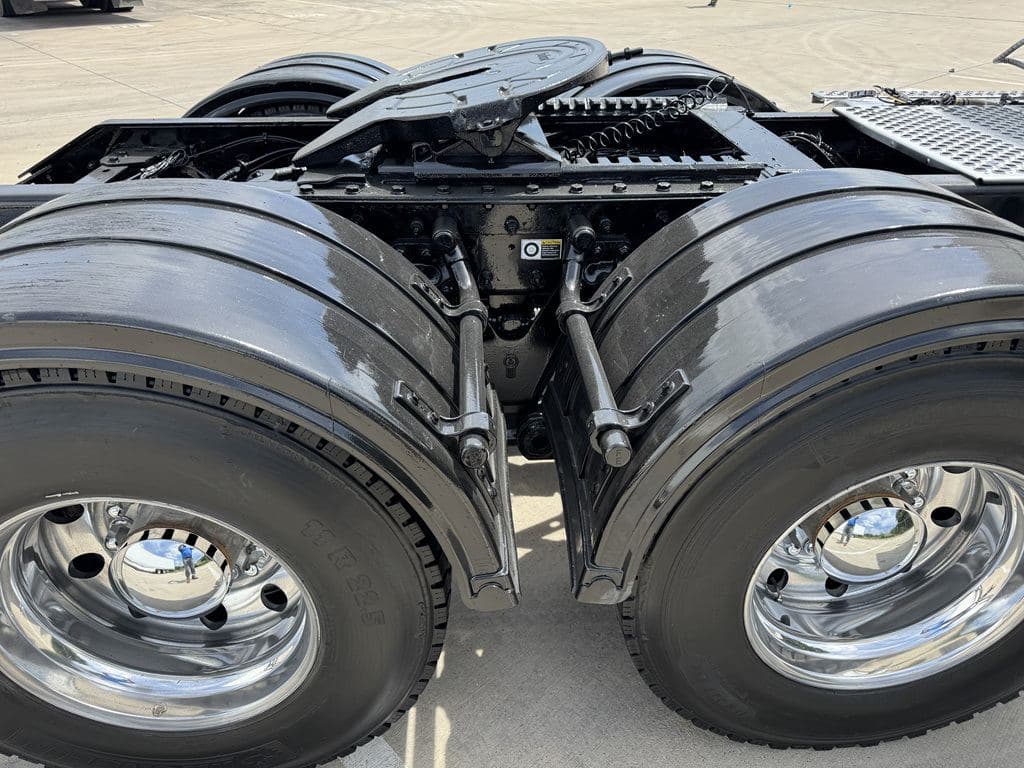 Used 2021 KENWORTH T880 image 27