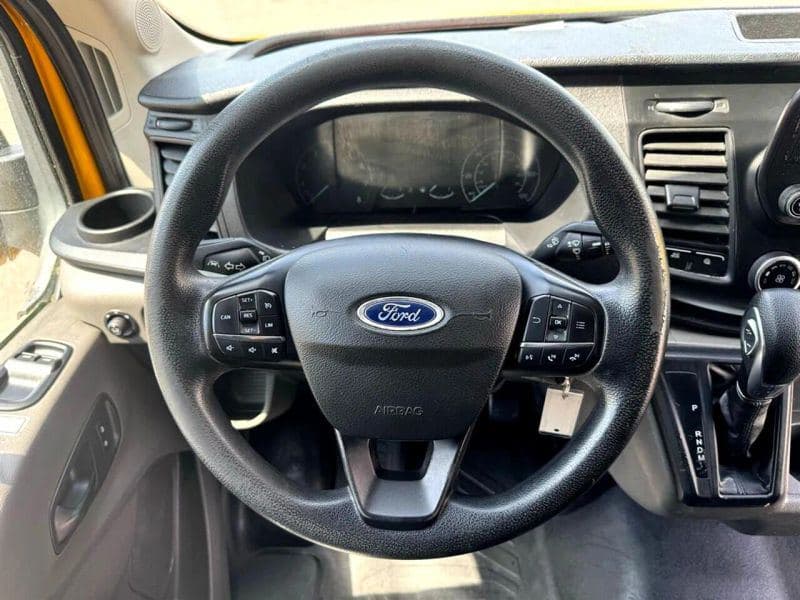 2020 Ford CF8000 image 21