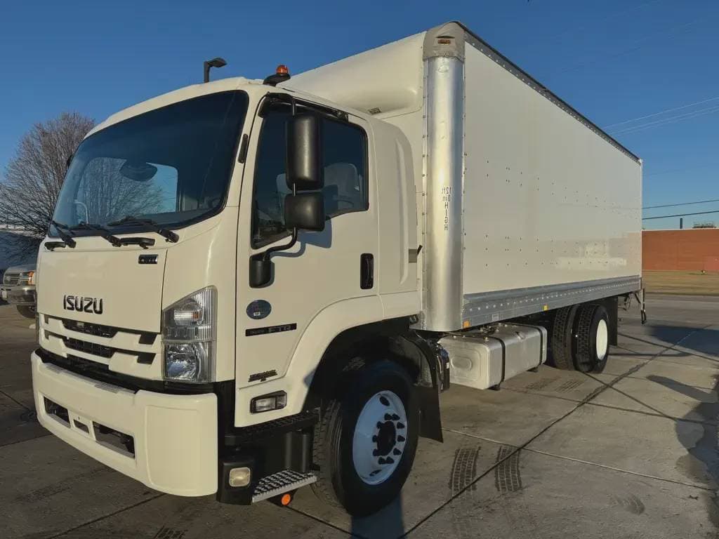 Used 2018 ISUZU Box Truck - Straight Truck, Moving Van, Cabover Truck - COE - FTR For Sale image 1