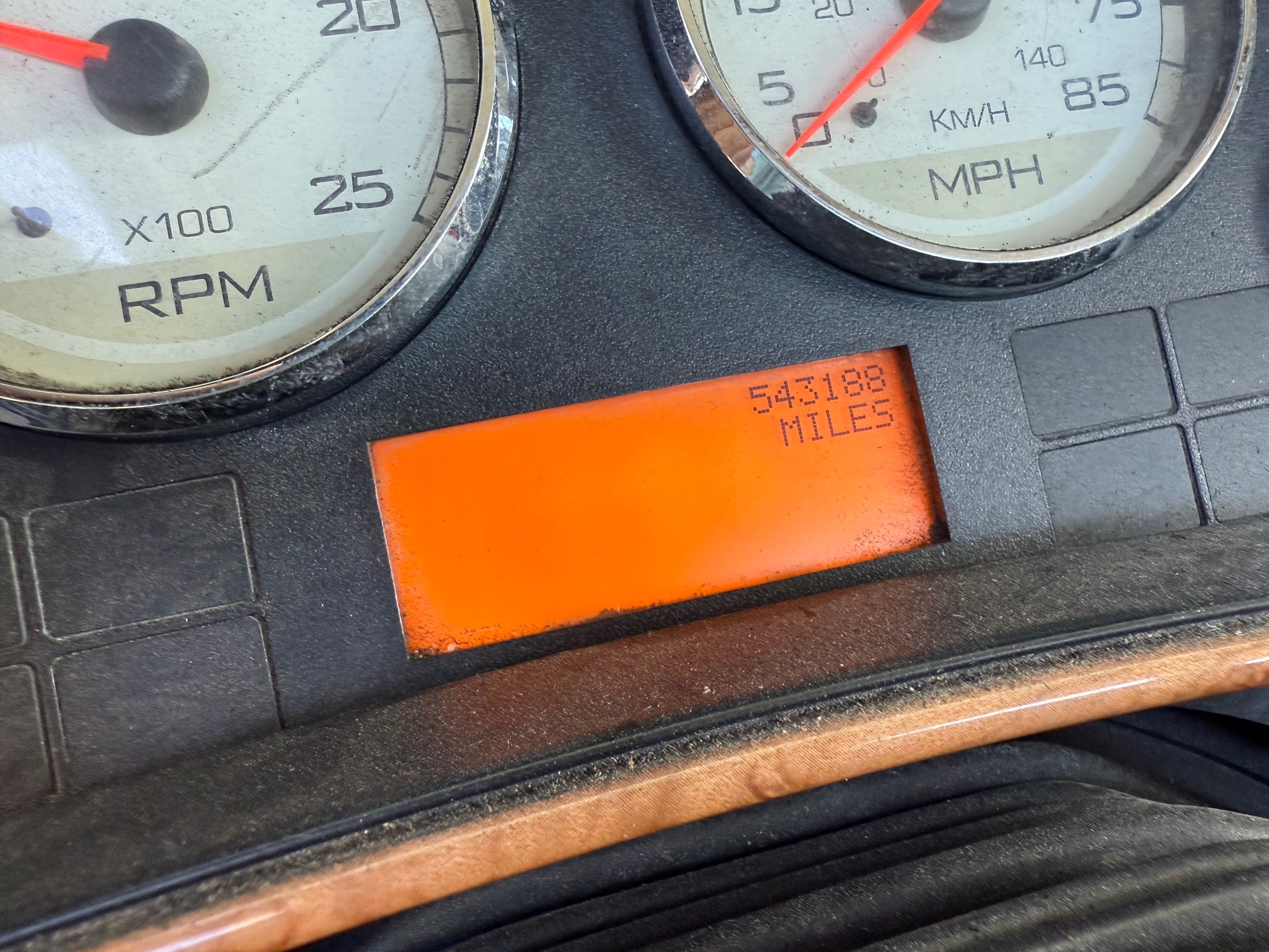 2014 International LF687 image 15