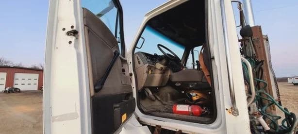 2006 STERLING AT9500 image 9