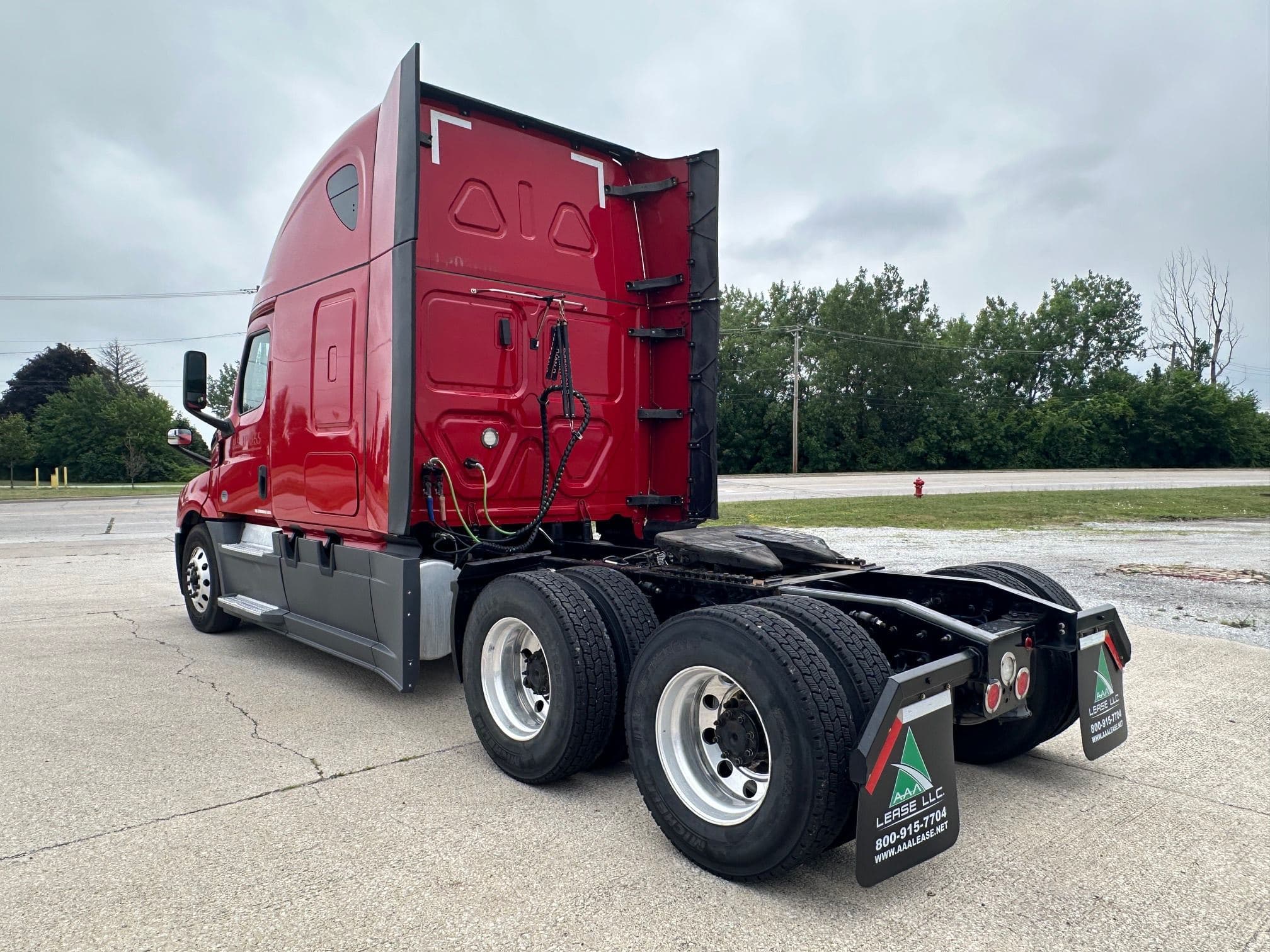 2020 Freightliner Cascadia 126 image 6
