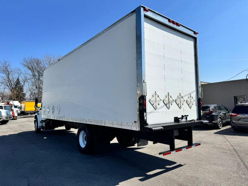 2016 Freightliner Cascadia 125 image 6