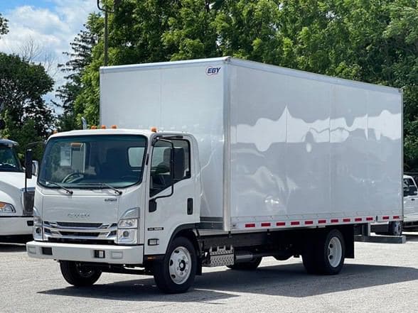 2025 Isuzu NRR image 6