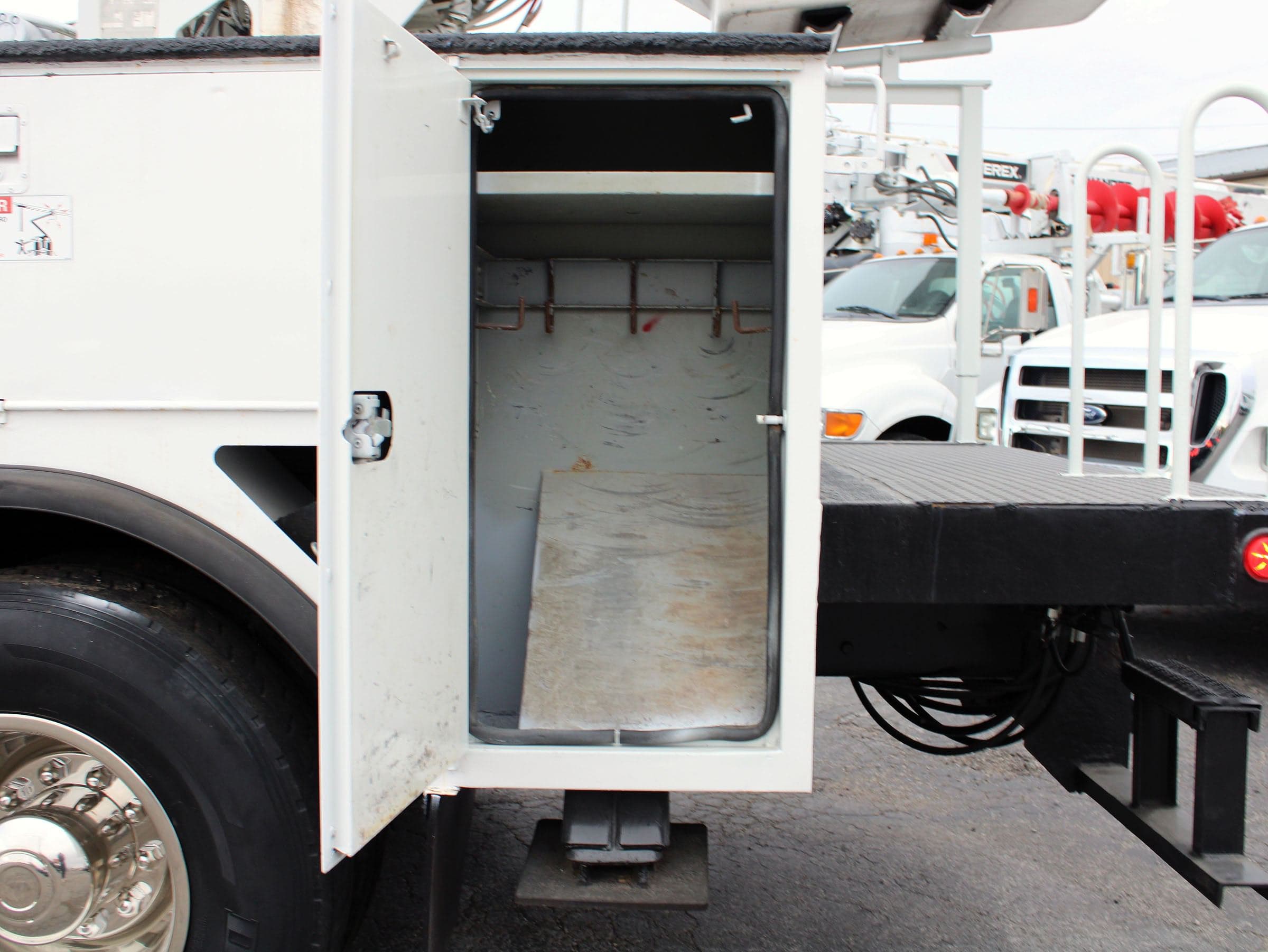 2015 Freightliner M2 image 11