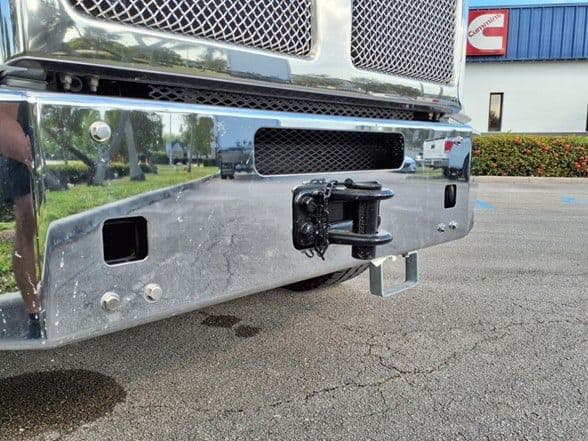 2025 Kenworth T880 image 35