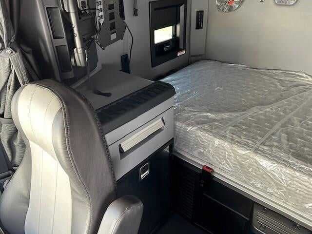 New 2024 MACK ANTHEM Conventional - Sleeper Truck image 7