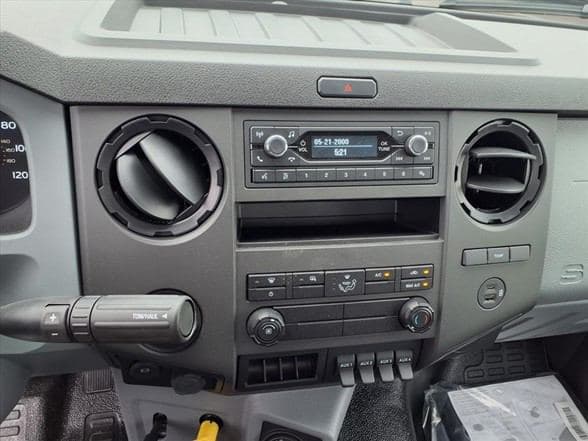 2027 Ford F750 SD image 14