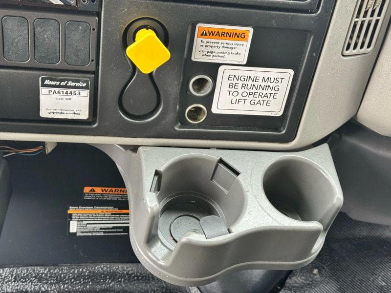 2017 International 4300 image 22