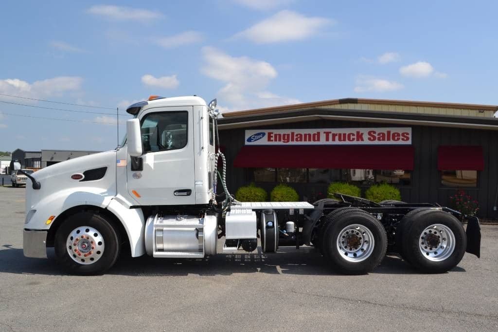 2019 Peterbilt 579 image 8