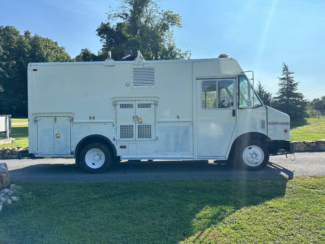 2014 Freightliner MT45 image 4