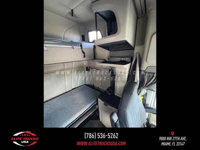 2019 Peterbilt 579 image 18