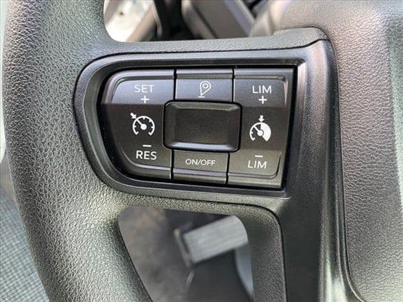 2025 Kenworth T880 image 18