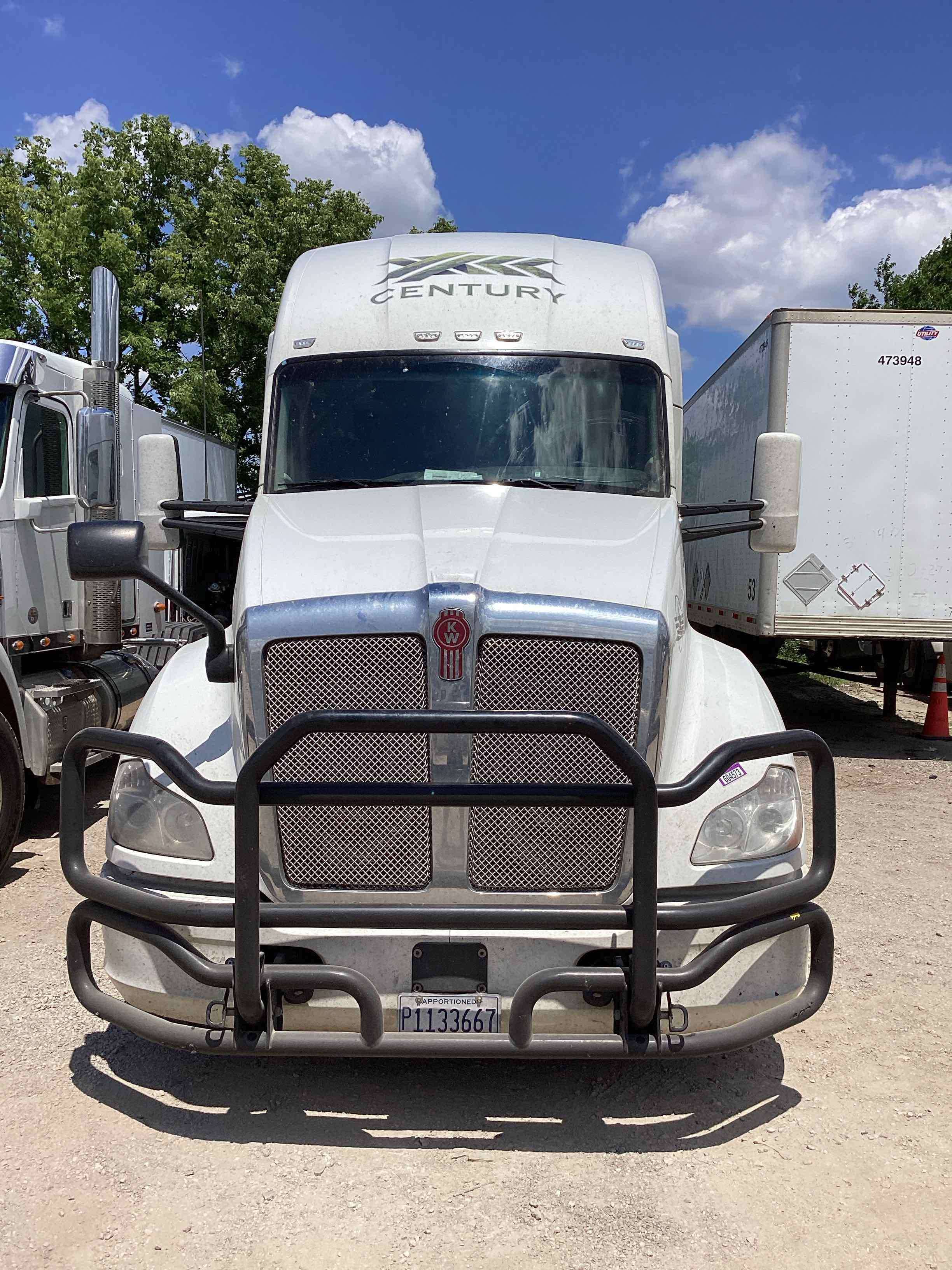 2020 Kenworth T680 – PACCAR MX-13 | 436,523 Miles image 3