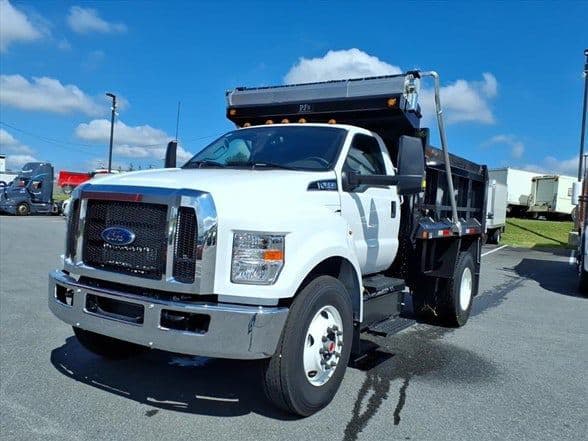 2026 Ford F650 SD image 1