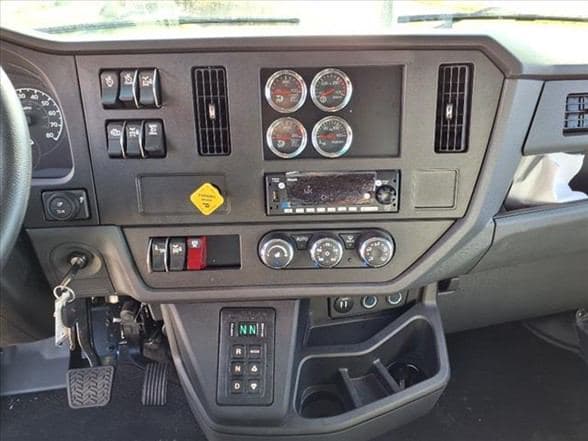 2025 Kenworth D5 image 18