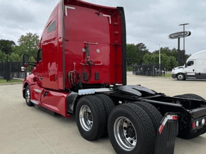 2020 Kenworth T680 image 4