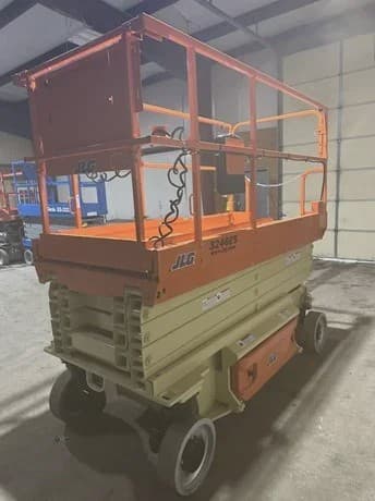 2015 JLG 3246ES image 8